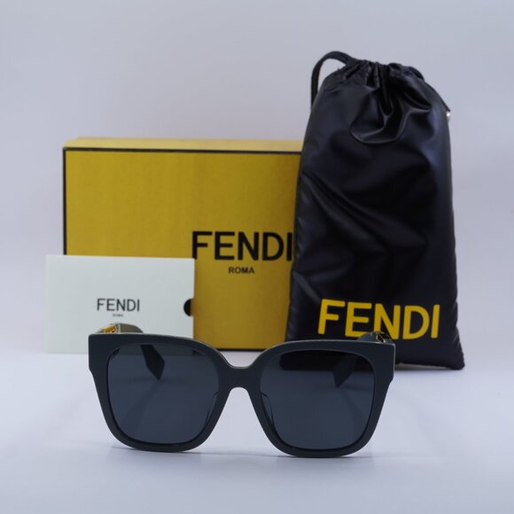 Final Price! Fendi FE40063F 20A Sunglasses main image 8